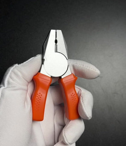 The Pliers Lighter